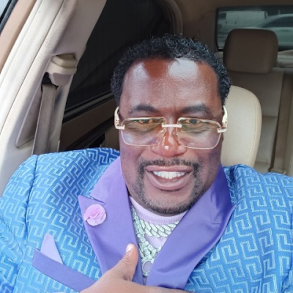 Meet your Posher, Lee